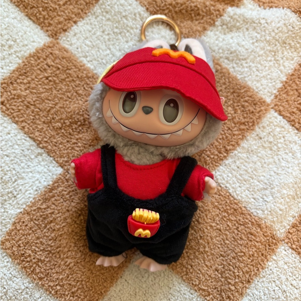 Labubu McDonald’s outfit